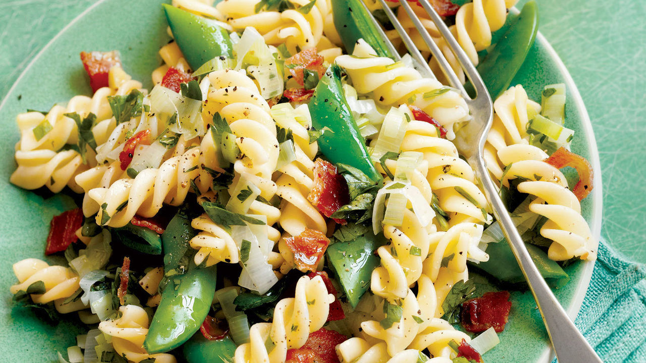 Pasta with Snap Peas, Parsley & Smoked Bacon