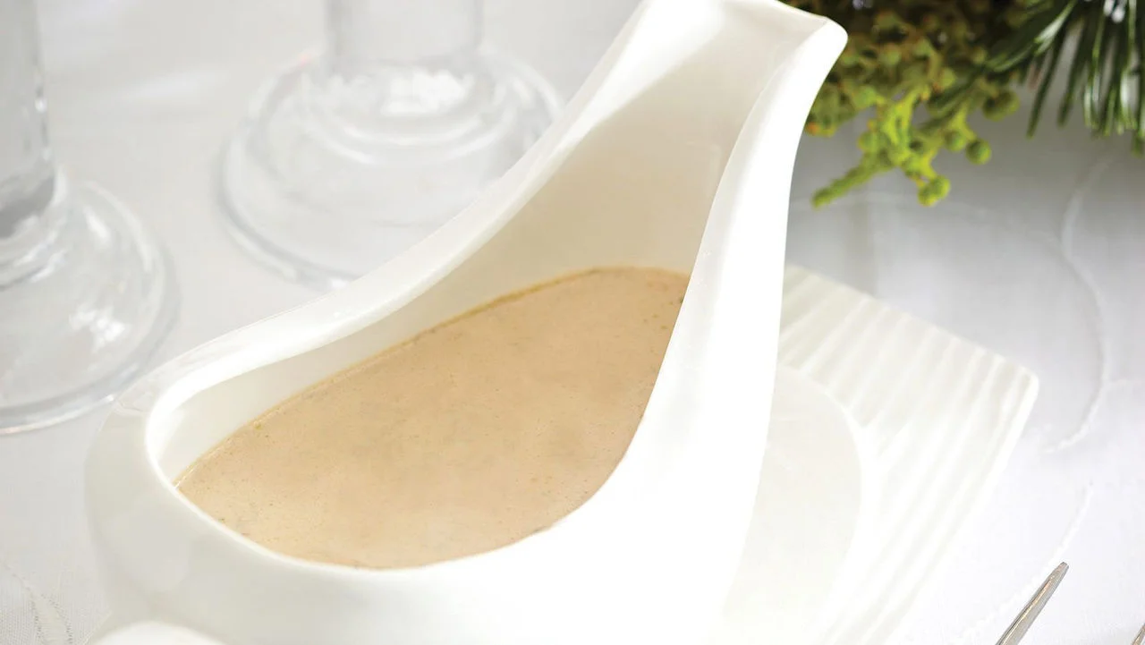 How to Easily Prepare Creamy Pear Sauce - Foodland