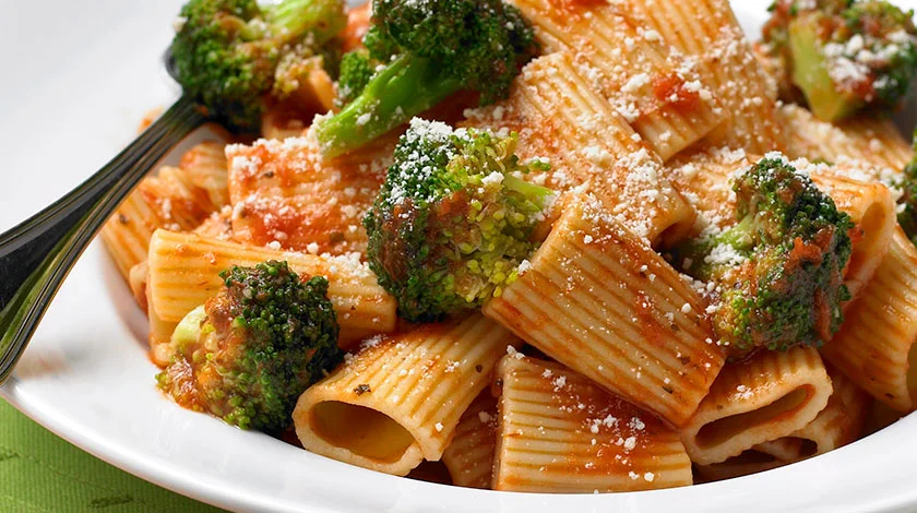 Rigatoni with Broccoli & Tomato Sauce | Thrifty Foods