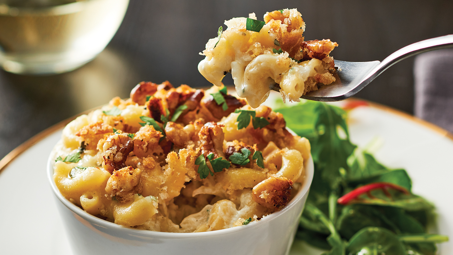 Mac & Blue Cheese with Walnut Topping