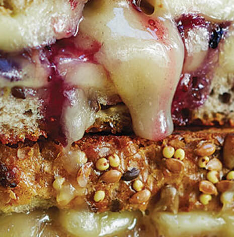 /content/dam/empire/safeway/assets/images/uploads/2025/05/Brie-Blueberry-Grilled-Cheese-Sandwich.jpg