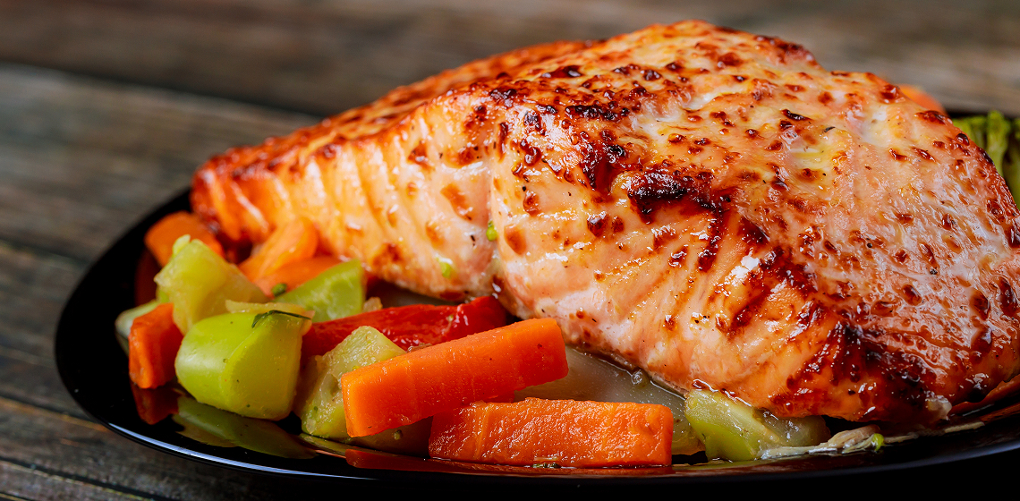 /content/dam/empire/safeway/assets/images/uploads/2025/06/serve-with-sockeye-salmon.jpg